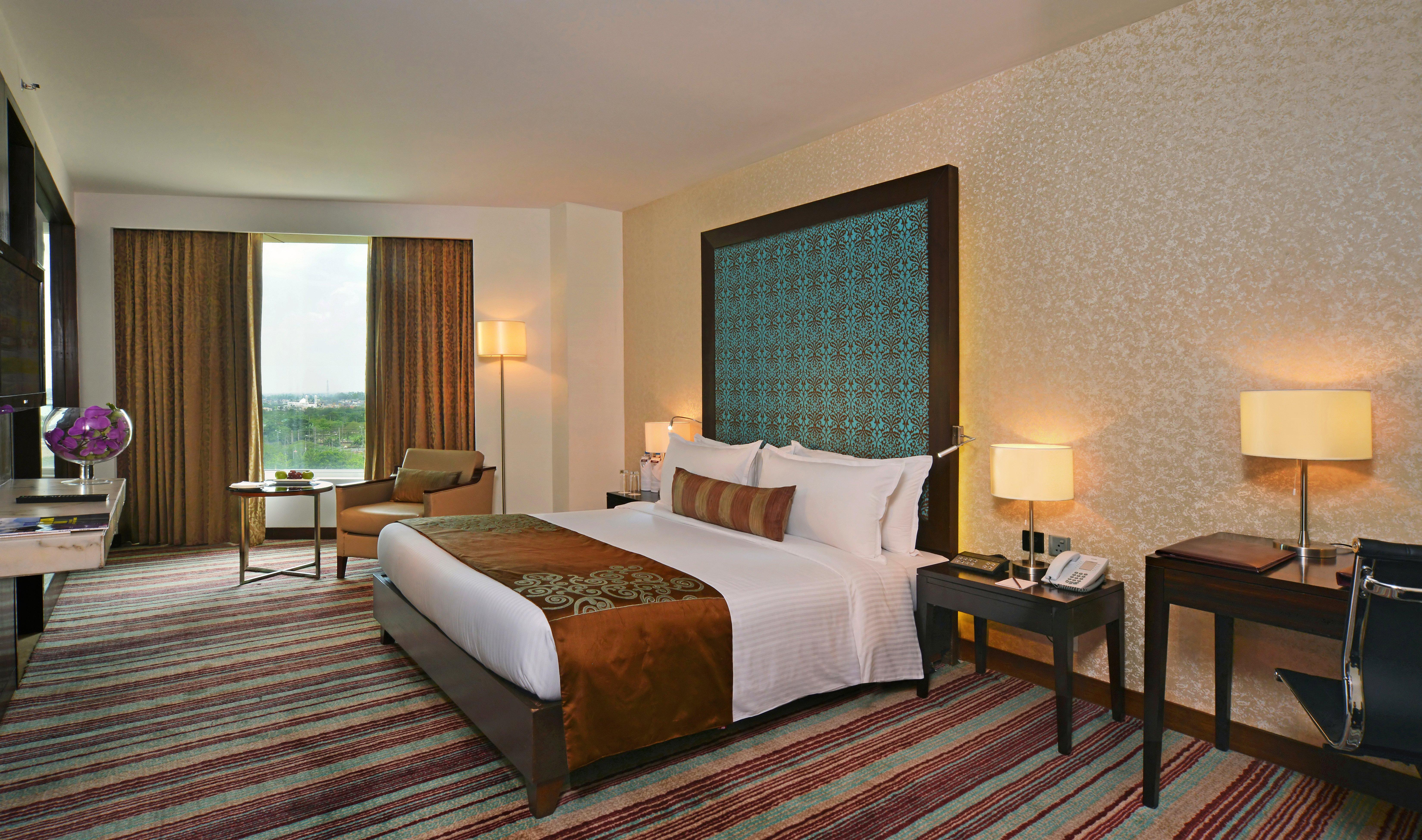 Holiday Inn Chandigarh Panchkula, An Ihg Hotel Ngoại thất bức ảnh A room at the Taj Bengal
