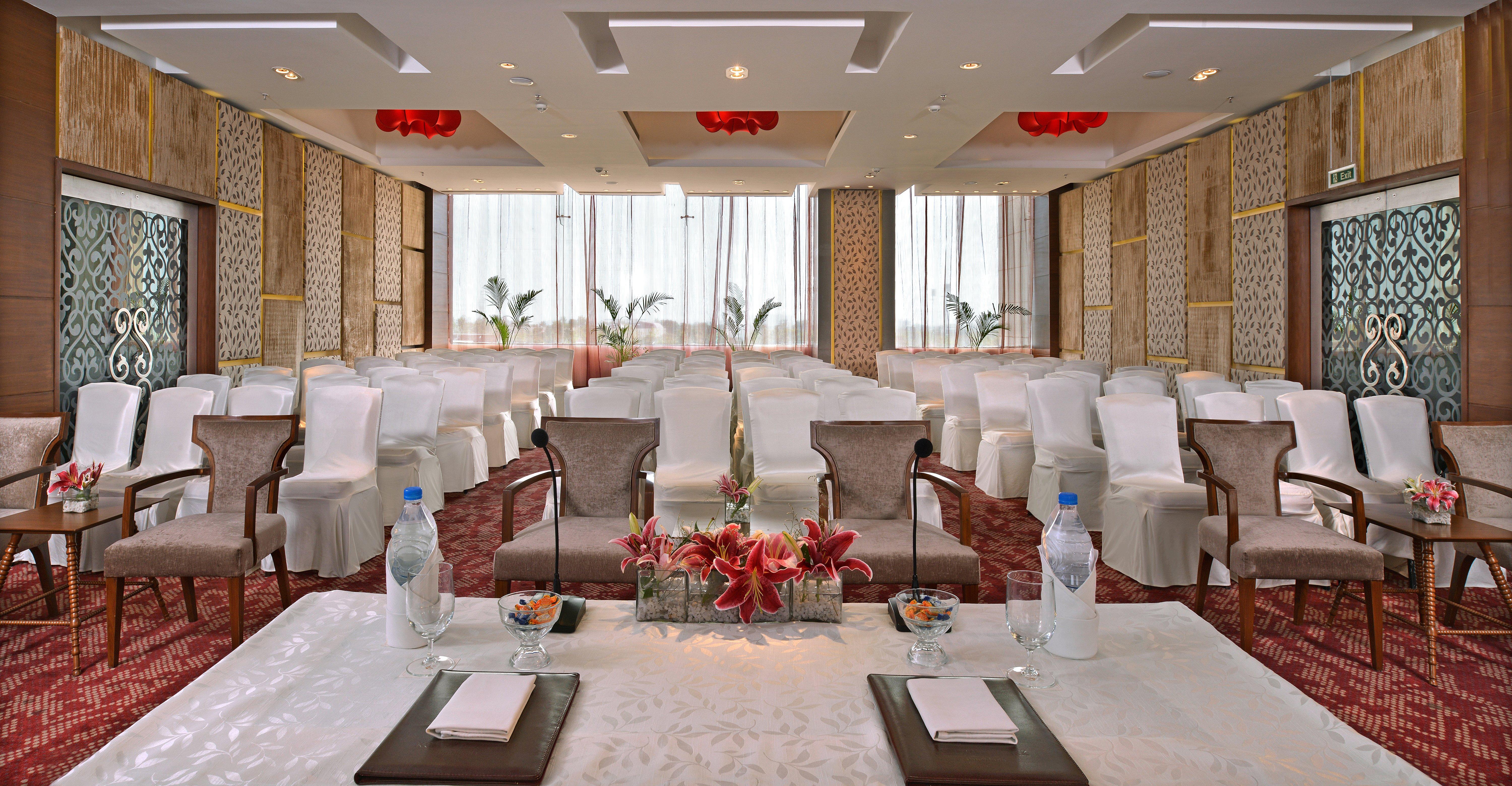 Holiday Inn Chandigarh Panchkula, An Ihg Hotel Ngoại thất bức ảnh Meeting room