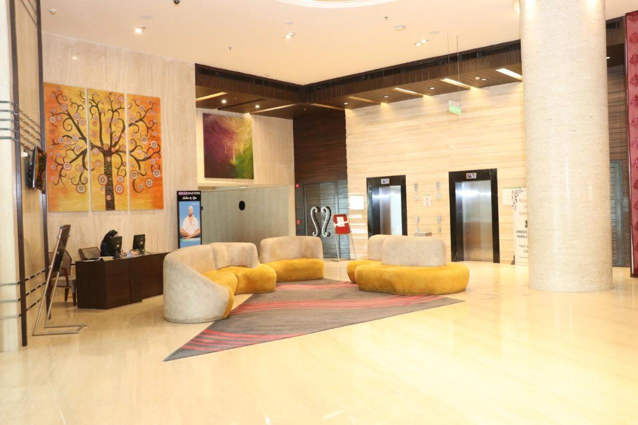 Holiday Inn Chandigarh Panchkula, An Ihg Hotel Ngoại thất bức ảnh Lobby